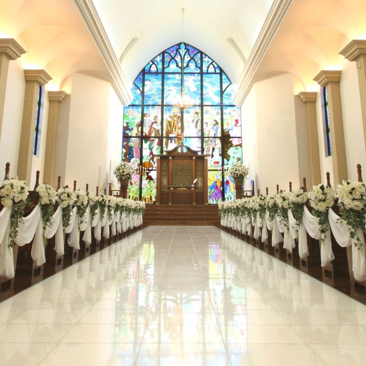 ゼクシィ 愛知県のチャペルウェディング 教会式 特集！憧れの教会で結婚式 ステンドグラス