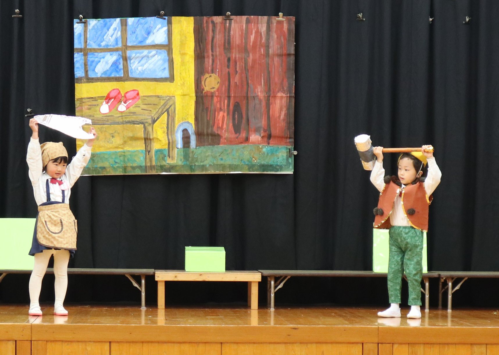 発表会でした 年少組– 認定こども園 北見幼稚園