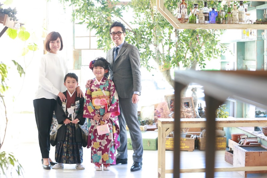 七五三のママコーデは着物派・スーツ派・ユニクロ派？ママの服装選び紹介 こども写真館プレシュスタジオ