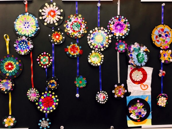 花火 2つ 製作キット 壁面飾り 夏 保育 高齢者 ペーパークラフトYahoo!フリマ 旧PayPayフリマ