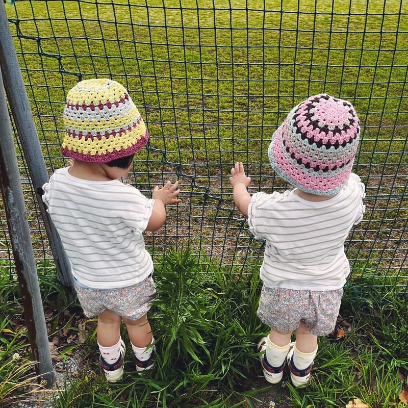 たのしいかぎ針編み かわいい子供のニット帽A-Z