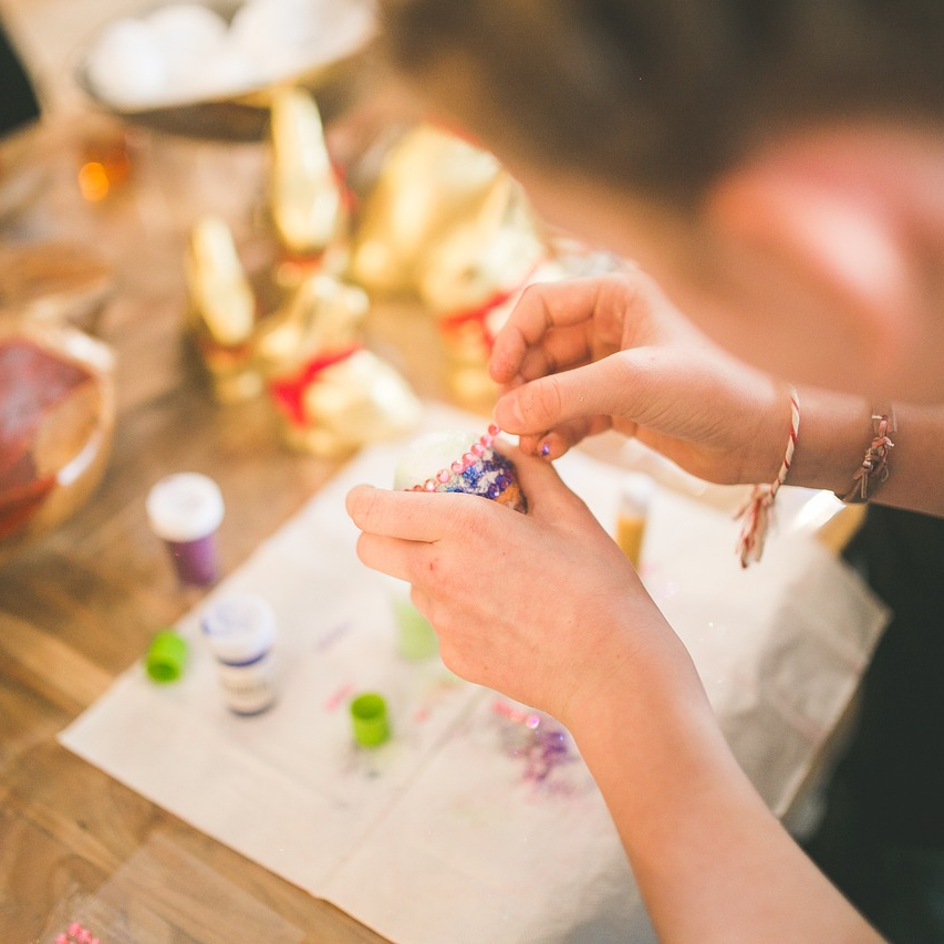 メイソンジャーを使って、母の日の手作りプレゼントを作ろう 簡単工作UZUZU