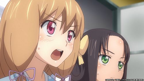 両手で顔を挟む人の心理！異性の頬を包む男性と女性を徹底解説特徴シラベルコちゃん