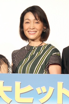 セミヌードを披露した写真集は5万円にも 財前直見57歳の“転機”と“大分移住”文春オンライン