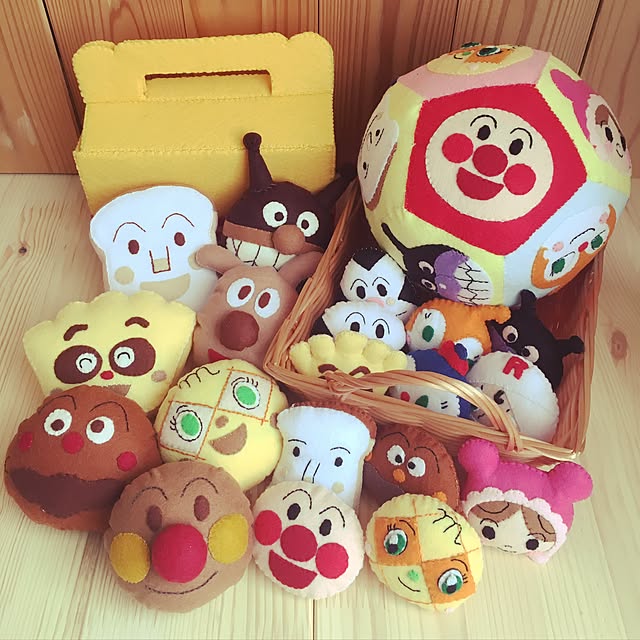 作り方紹介 お腹にぽんっ！ぱくぱくアンパンマン 手作りおもちゃ知育遊び