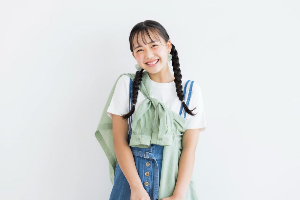 子供服 女の子秋 入学式 スーツ 女の子 パンツ キッズ ブラウス シャツ ロングパンツ ボトムス ズボン ガールズ 小学生 子ども服 韓国風 結婚式ジュニア服 運動着 パーカ 部屋着 トレーナー スポーツウェア ユニセックス 秋冬 120 130 140 150 160TPSどんどん