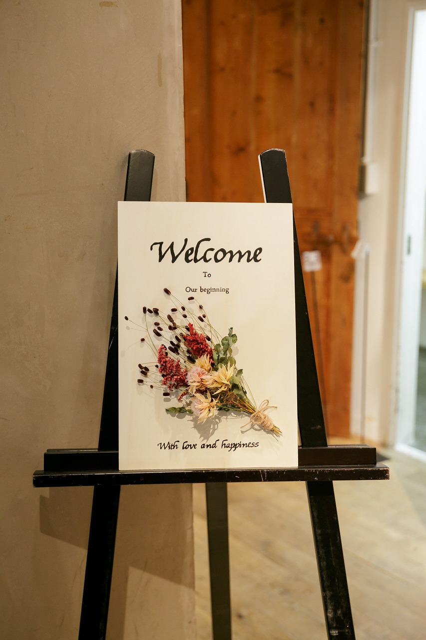 結婚記念日のケーキ、プレートにはどんなメッセージを書く？英語・日本語それぞれの文例をご紹介！結婚ラジオ結婚スタイルマガジン