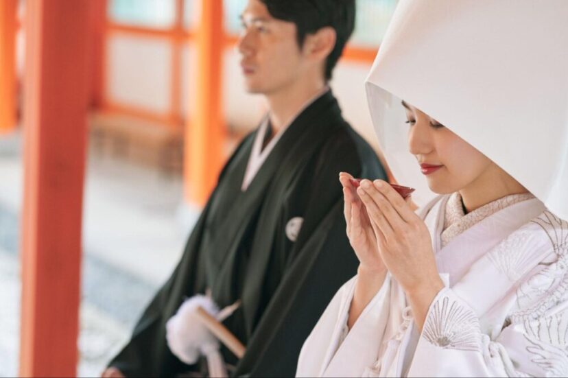 和装で結婚式がしたい人必見！白無垢や色打掛で挙式するポイント！note結婚式・ウェディングに関わる役立つ情報をお届け会費制結婚式や1.5次会なら「会費婚」披露宴・帰国後パーティ