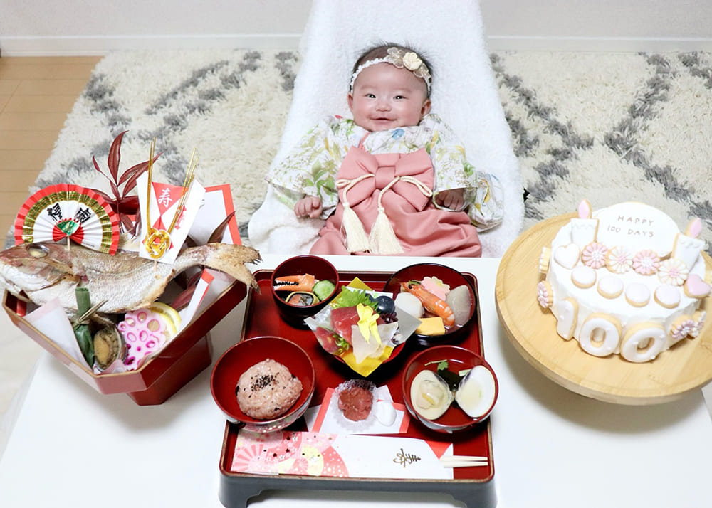 お食い初めの写真素材写真素材なら「写真AC」無料 フリー ダウンロードOK