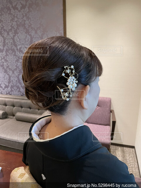 結婚式 新郎の母 髪型 日本TikTok