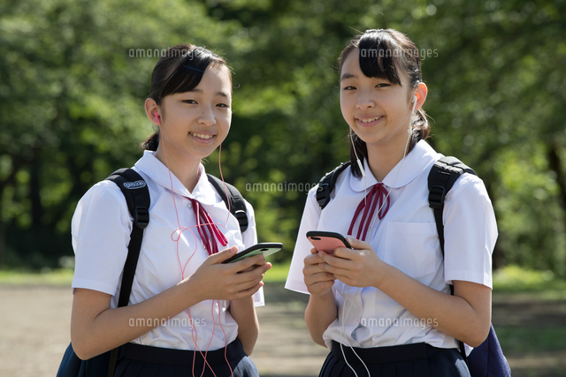 ♡ ♡ ♡ 髪の毛伸びたね♡ ♡ ♡ ♡双子 双子姉妹 ツインズ 女の子ママ シンクロ 双子コーデ2歳 キッズコーデ写真好きな人と繋がりたいリンクコーデ おしゃれキッズ になりたい ヘアアレンジ 子供ヘアアレンジヘアアートtwins 仲良し姉妹 2歳4ヶ月女の子