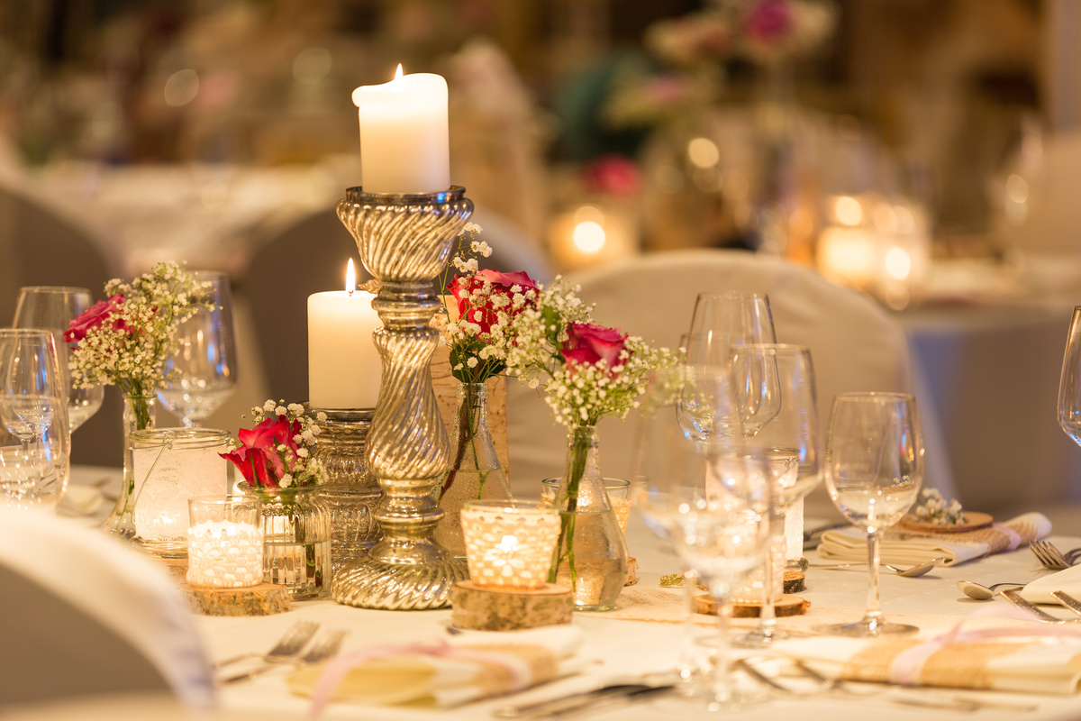 今旬！”ミニマル装花”のテーブルコーデ、どう作る？ 実例付き解説 ゼクシィ