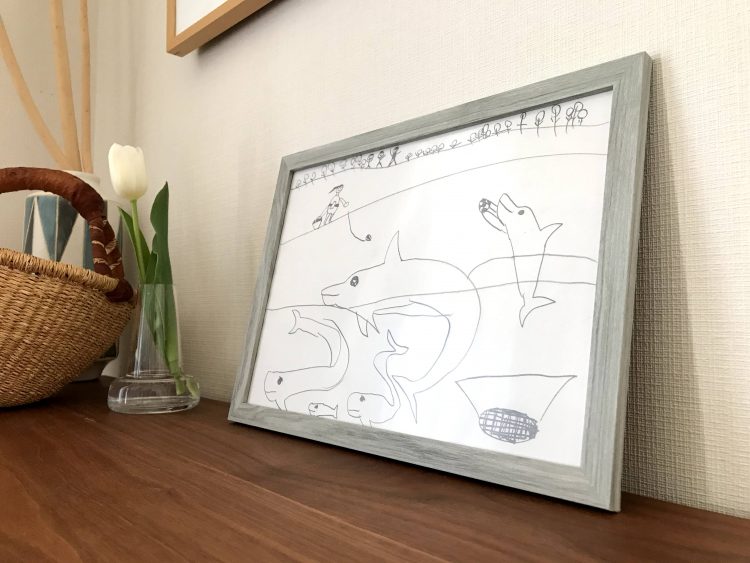 子供の絵 飾る 絵の保管 収納 イラスト 園児 小学生 子供の絵専用額縁オサマルーエがくぶち家 Bisousya額縁メーカー美創舎の通販ショップ