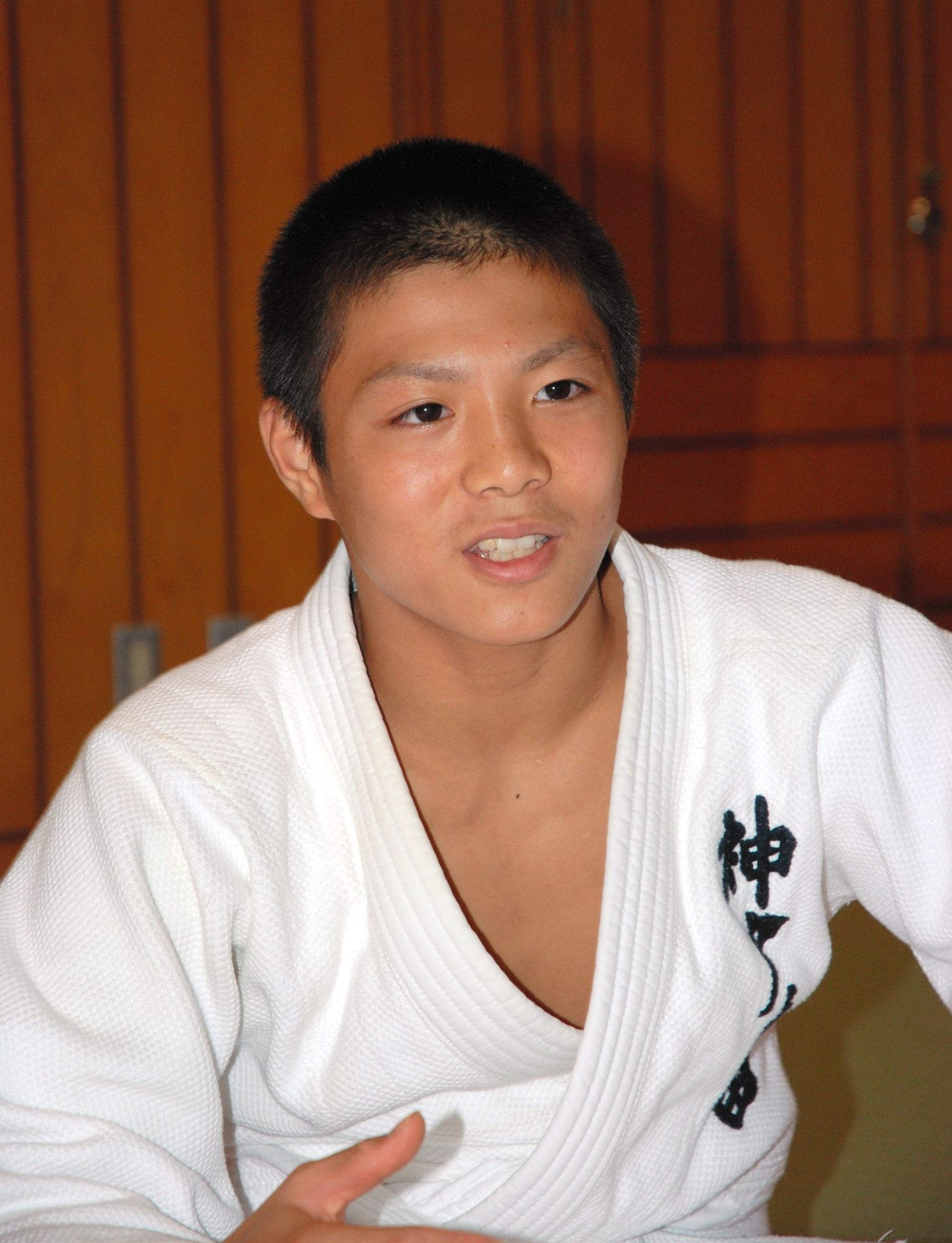 小学生の頃の阿部一二三選手 左 。無差別の大会では自分より大きな相手と対戦することも多かった＝父の浩二さん提供 1 19 －阿部一二三選手の軌跡東京五輪 オリンピック Ｔｏｋｙｏ２０２０：朝日新聞デジタル