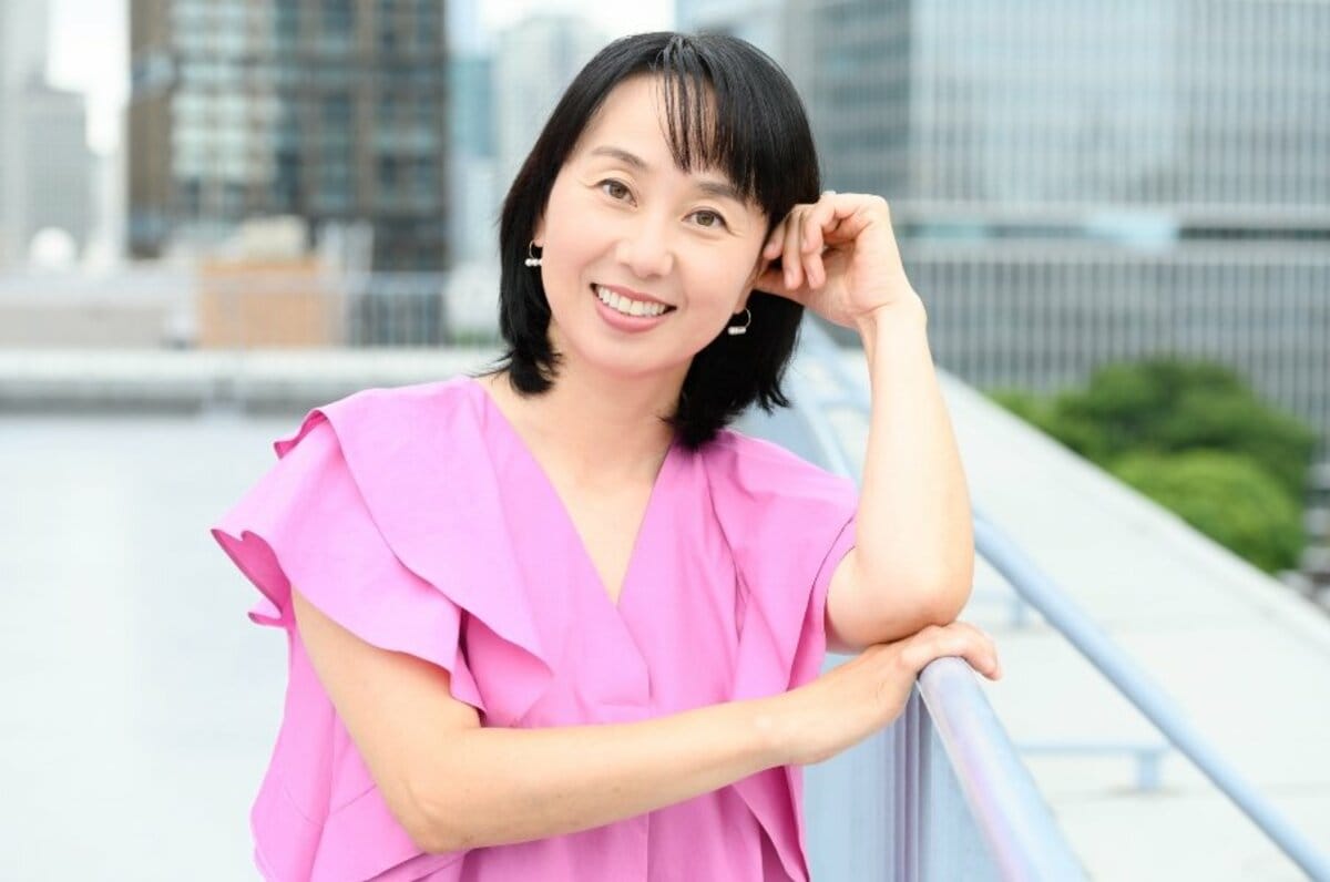 東尾理子と石田純一、家族ですみれのライブへ 子どもたちは「大好きなお姉ちゃんのステージに釘付け」ねとらぼ