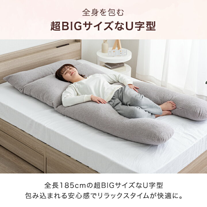 幸せな恋人はベッドの上でハグします上から見た - ベッドのストックフォトや画像を多数ご用意 - ベッド, 上方, 眠る - iStock