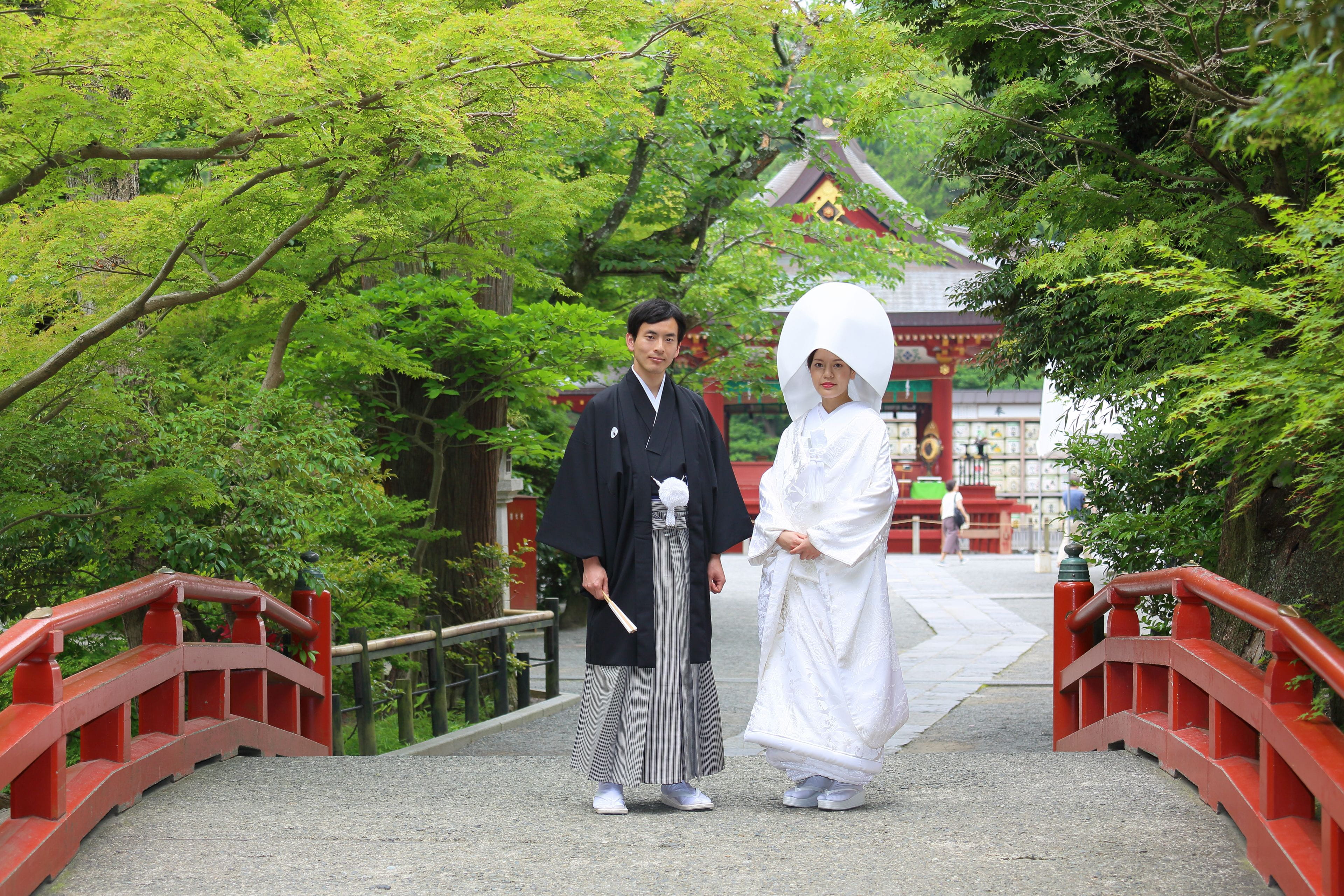 鶴岡八幡宮での神前式♡神前式までの流れ、儀式について知ってる？？美花嫁図鑑 farny ファーニー お洒落で可愛い花嫁レポが満載！byプラコレ