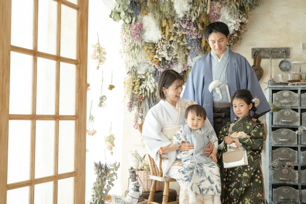 東京で七五三スタジオ撮影なら当スタジオへ笑顔を引き出す写真東京・墨田区のおしゃれな子供写真館花と星フォトスタジオ七五三 、バースデー、マタニティ