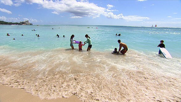 ハワイの人たちは何故みんな笑顔を投げかけてくれるのですか？〜島いっぱいのALOHA-2翼の王国 -ANAの機内誌、最新号やバックナンバーをWebで読める