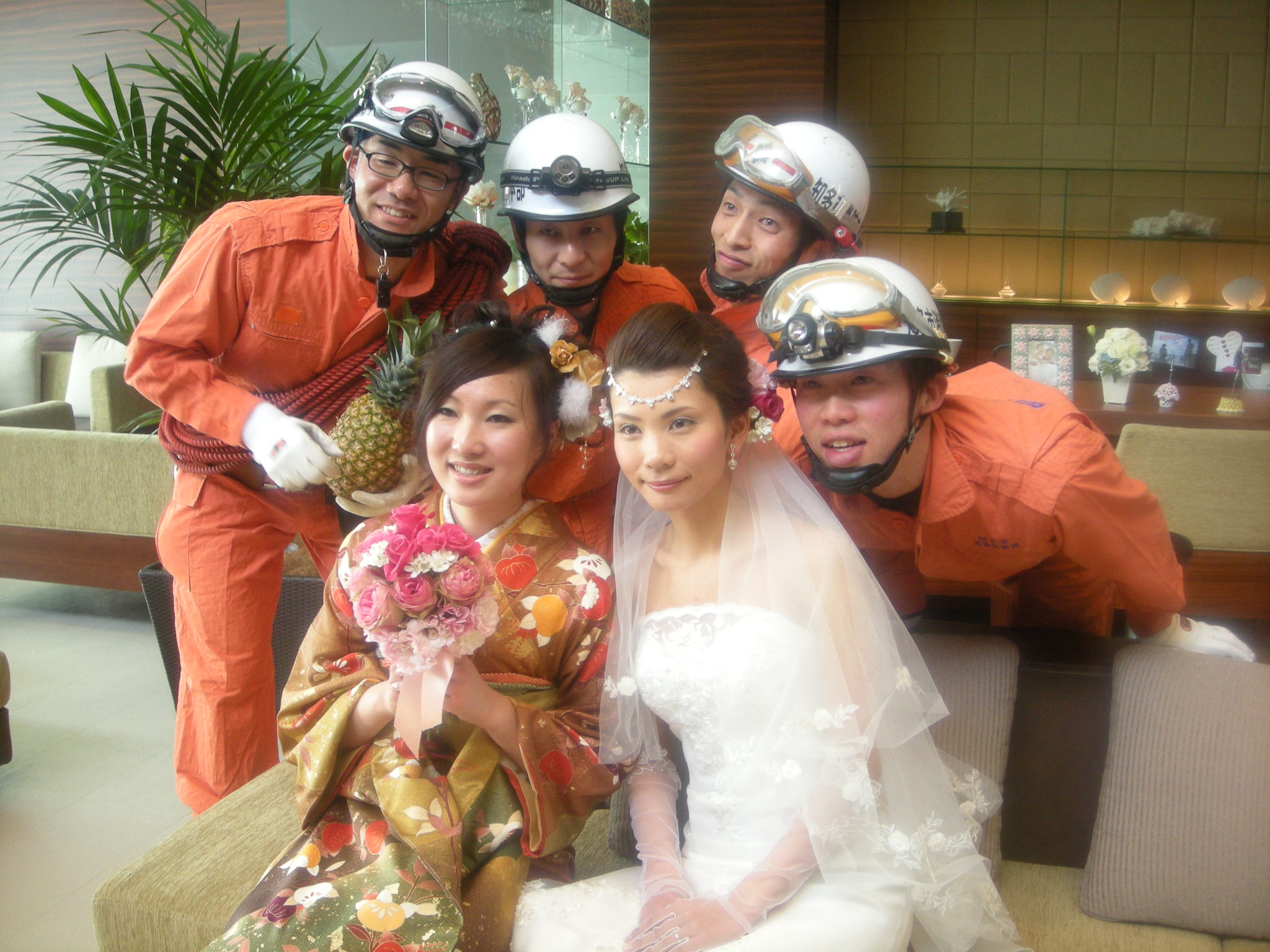 大阪消防振興協会 礼服 -消防職員婚礼用礼服消防士儀礼服衣装レンタル 消防職員礼服婚礼用礼服黒色チャペル神戸ハーバーランドモザイク小さな結婚式Facebook