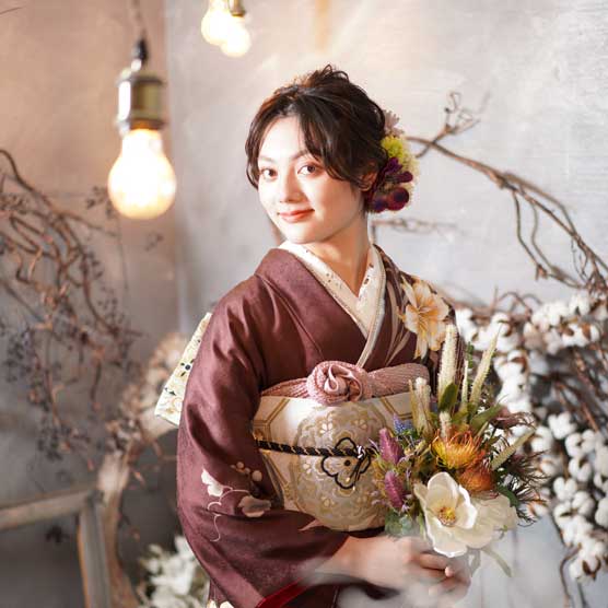 盛岡の袴レンタルなら装美へ！全国発送、着付けにも対応装美 盛岡