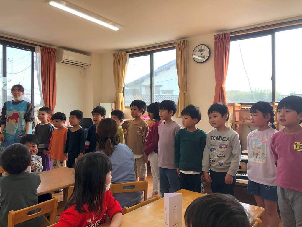 3月29日 職員お別れ会の様子AIAI NURSERY 本三里塚