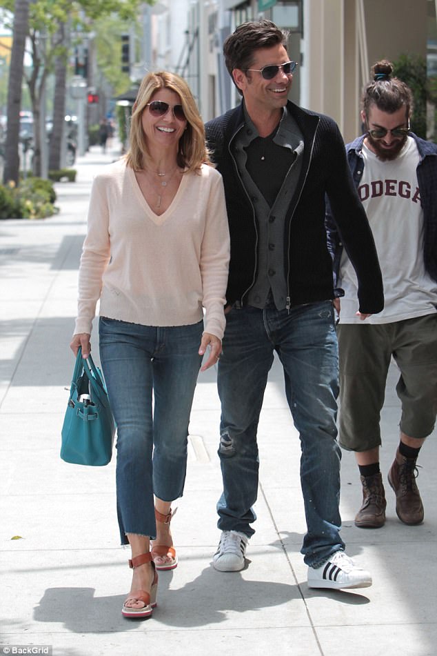 フルハウス」ジョン・ステイモス、オルセン姉妹との思い出ホームビデオ公開芸能スクープニュース