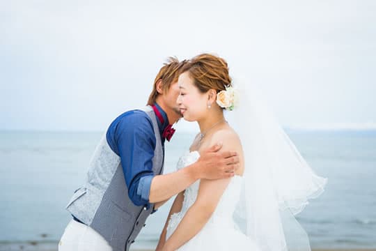 ブライダルへアにウェディングベールを着けるオススメ位置marry マリー