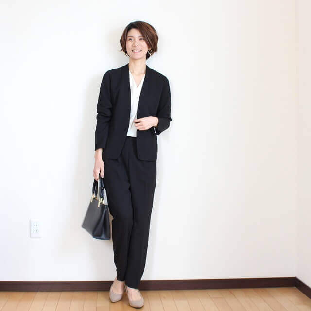 卒業式・卒園式ママスーツのマナーは？ポイントをおさえたおしゃれコーデを紹介 - CUSTOMLIFE カスタムライフ