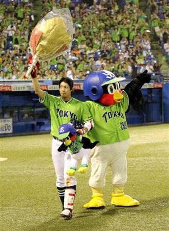 山田哲人の父親の職業?母親?兄弟姉妹?実家は豊中で家族構成は