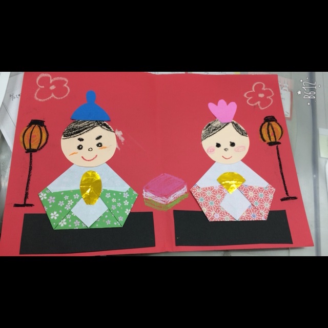 ３歳児桜組 「おひなさま」製作🎎 – 聖徳大学附属浦安幼稚園
