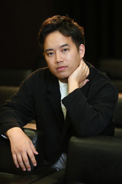 写真 百恵さん次男・三浦貴大が水卜アナ似30代女性と熱愛 そば店＆カラオケデートのあと彼女のワンルームへNEWSポストセブン