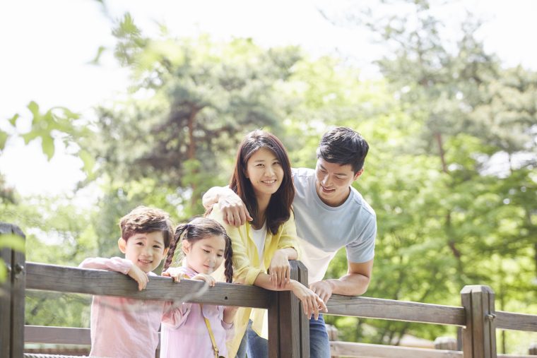 きれいな構図になるポイントを、都度具体的に教えて」家族写真の撮影OurPhoto アワーフォト