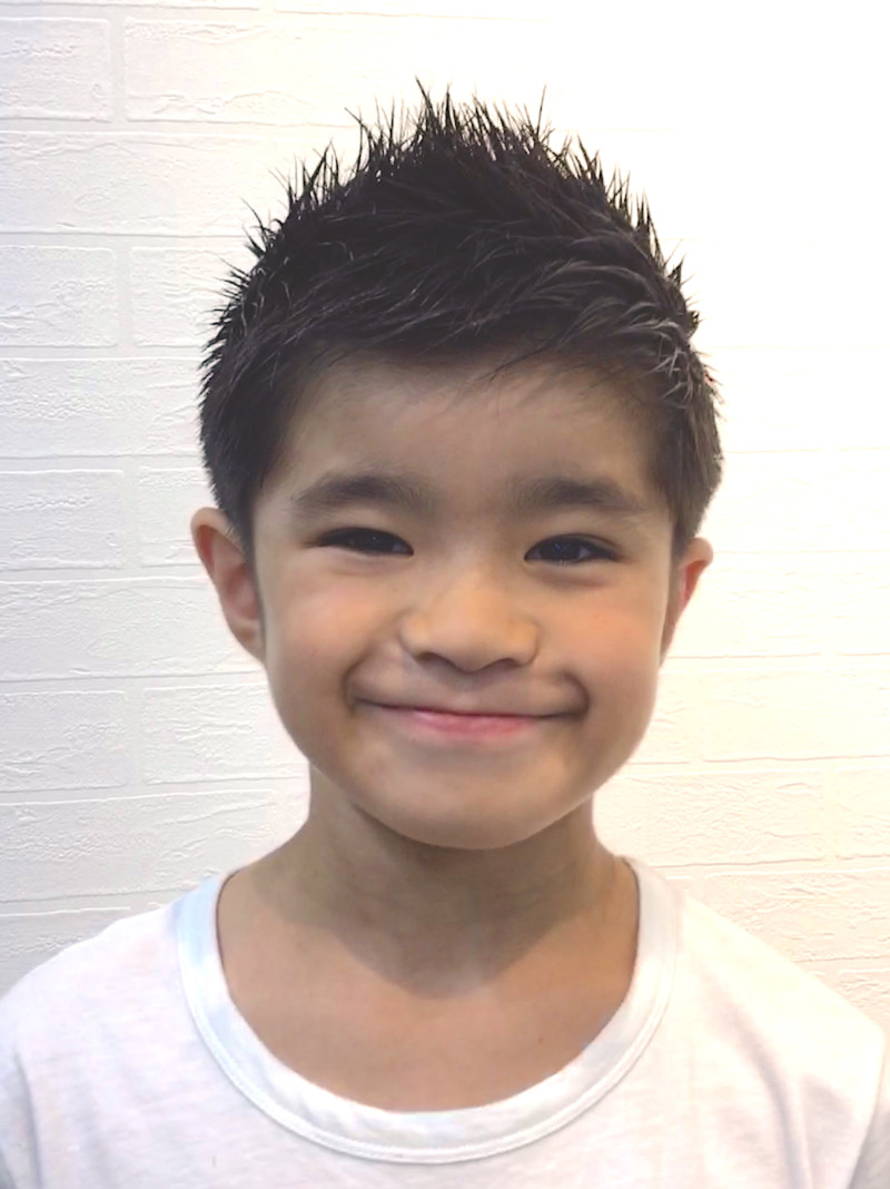 小学生向け 男の子の髪型おすすめや頼み方は？マッシュ〜ツーブロなどまとめて解説神保町のメンズ専門美容室 37.0℃~tida