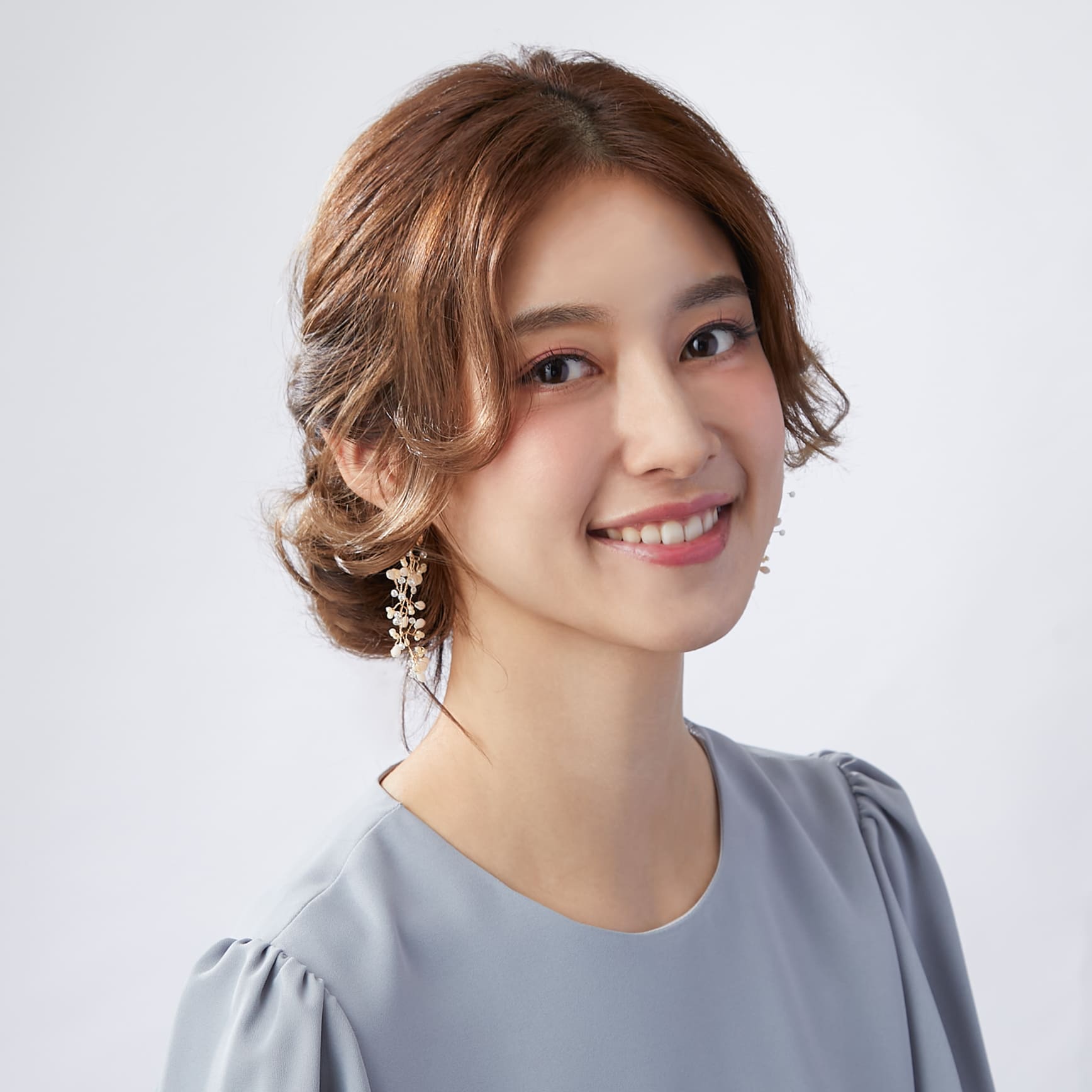 同窓会におすすめの髪型16選 編み込みや巻くだけの簡単なセルフアレンジも紹介- なかむラボ～シャンプー研究所～