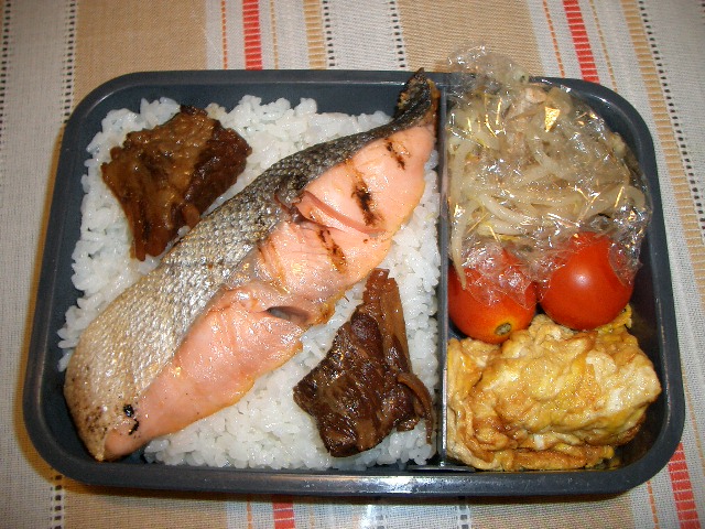 妻が作ったお弁当を捨てている!? 食べたなら感想が言えるはず！ 青い屋根の大きなお家Vol.21ウーマンエキサイト ｄメニューニュース NTTドコモ