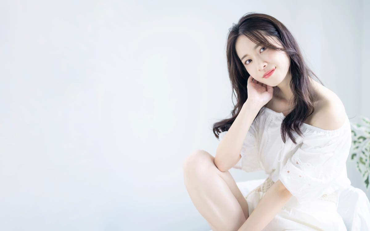 流行りの愛されタレ目で優しい目元の印象へ！パーフェクトアイズの処置前と処置2週間後の症例です 20代女性美容整形クリニックACLINIC 公式