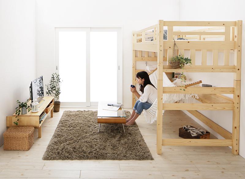 子供部屋にぴったり！2段ベッドで秘密基地風スペースをつくるアイデア