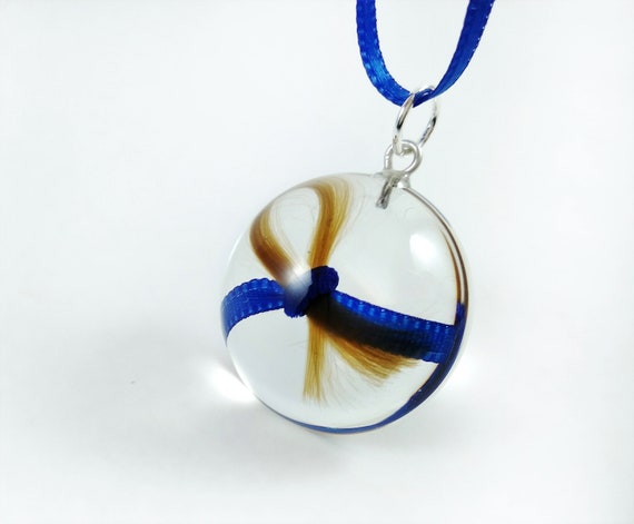 楽天市場先着50名様 10%OFFお買い物マラソン ファーストカット 2枚 赤ちゃん 髪の毛 記念 ファーストヘア 出産祝いファーストヘアー 胎毛産毛 胎毛筆 台紙 記念 2L 可愛い プレゼント ギフト 記念品 0歳 1歳 2歳 あす楽対応 敬老の日 父の日 : 名入れ 写真入り