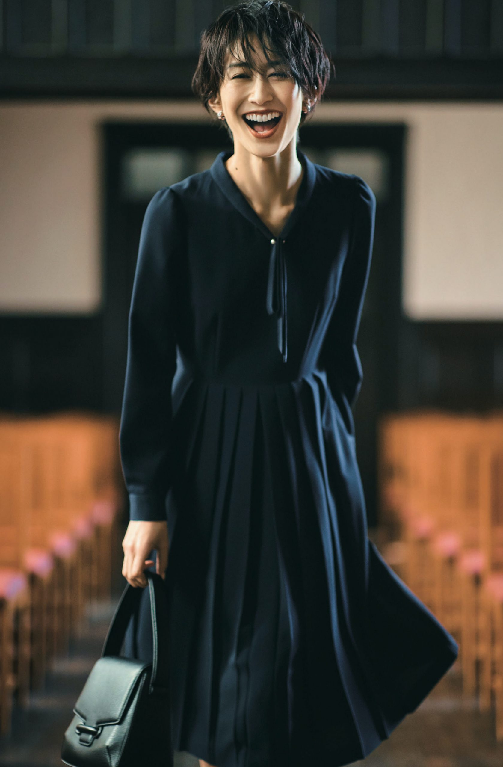 卒入園服 1枚で華やか！ネイビーワンピース3選VERY