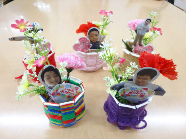 母の日工作 お花紙で簡単カーネーション♪DIY Mother’s day craft using paper flower♪