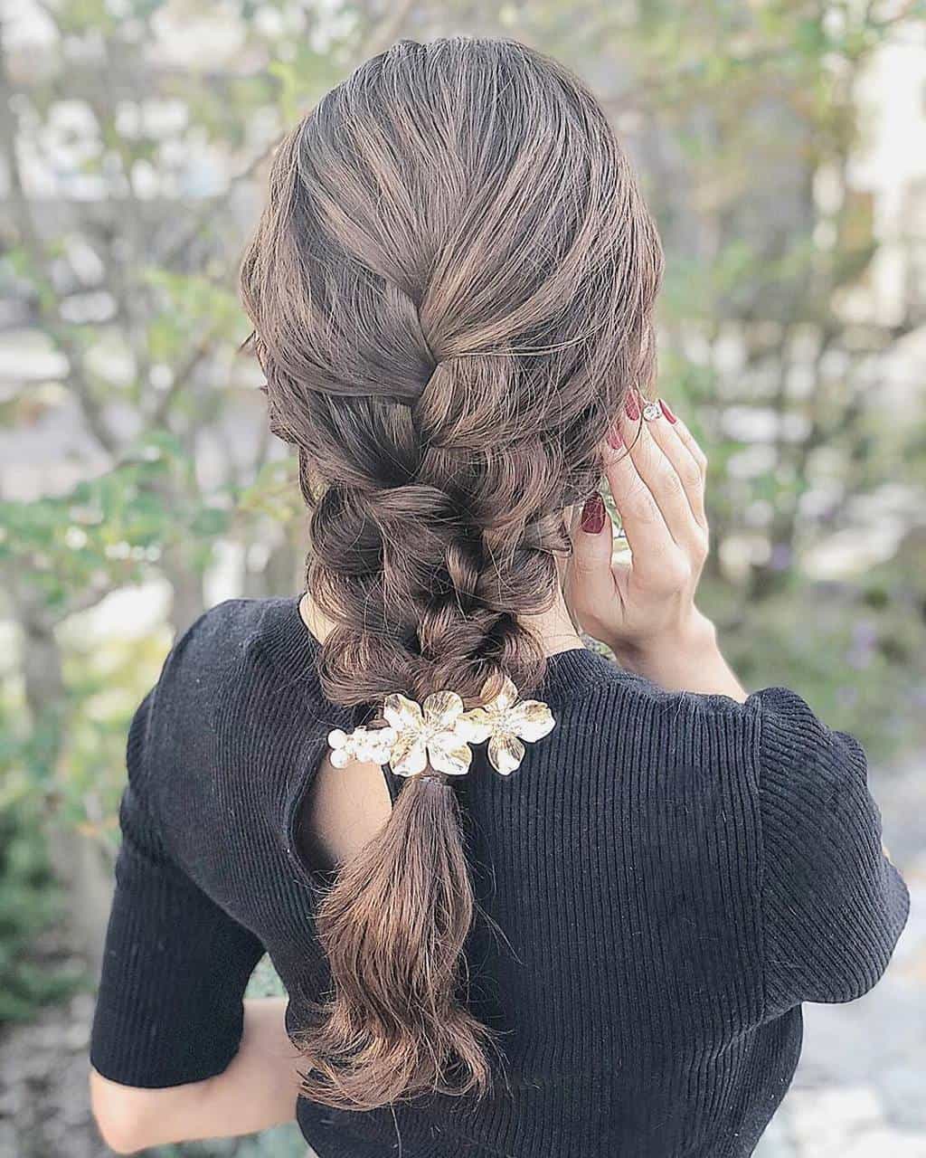 結婚式お呼ばれ 編みおろし丸型×ロングの20代-30代に