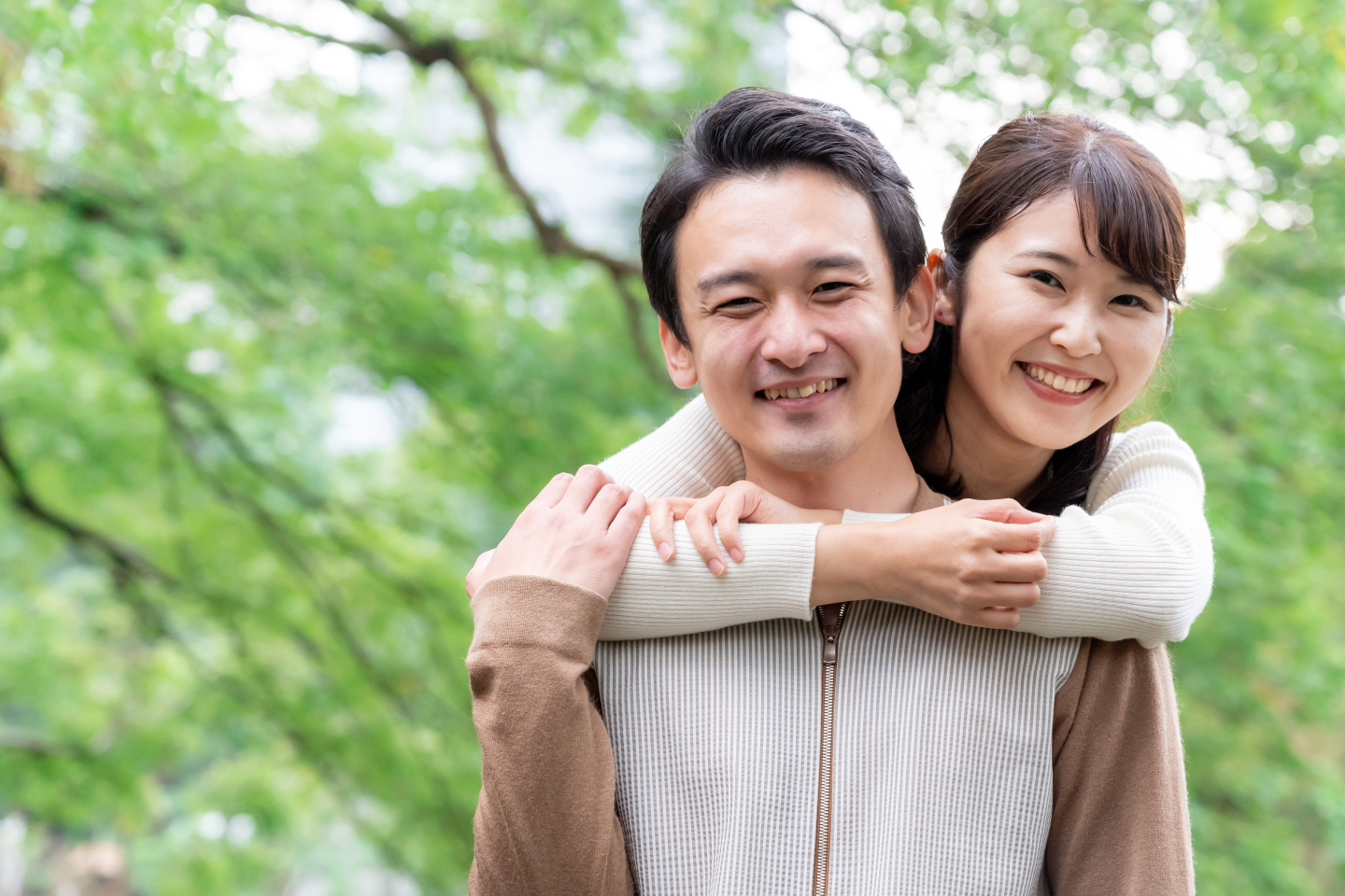今日は何の日？ 4月22日は 良い夫婦の日！ブログ回転寿司 根室花まる町のすし家 四季花まる