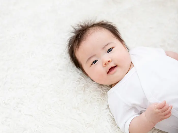 生後2ヵ月あるある「表情豊かで 天使♡」微笑ましい赤ちゃんエピソード集kosodate LIFE 子育てライフ