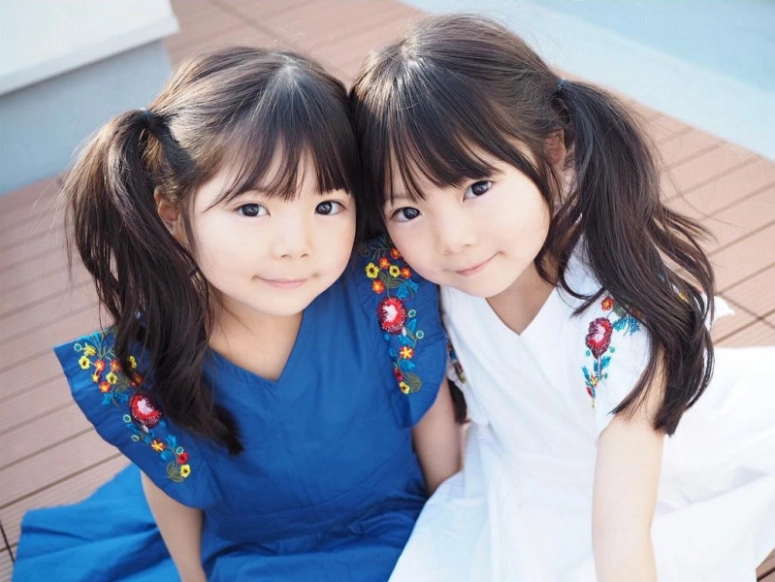 双子姉妹ってどこまで似るの？「補い合ってフェアな関係でいられる」CLASSY. クラッシィ