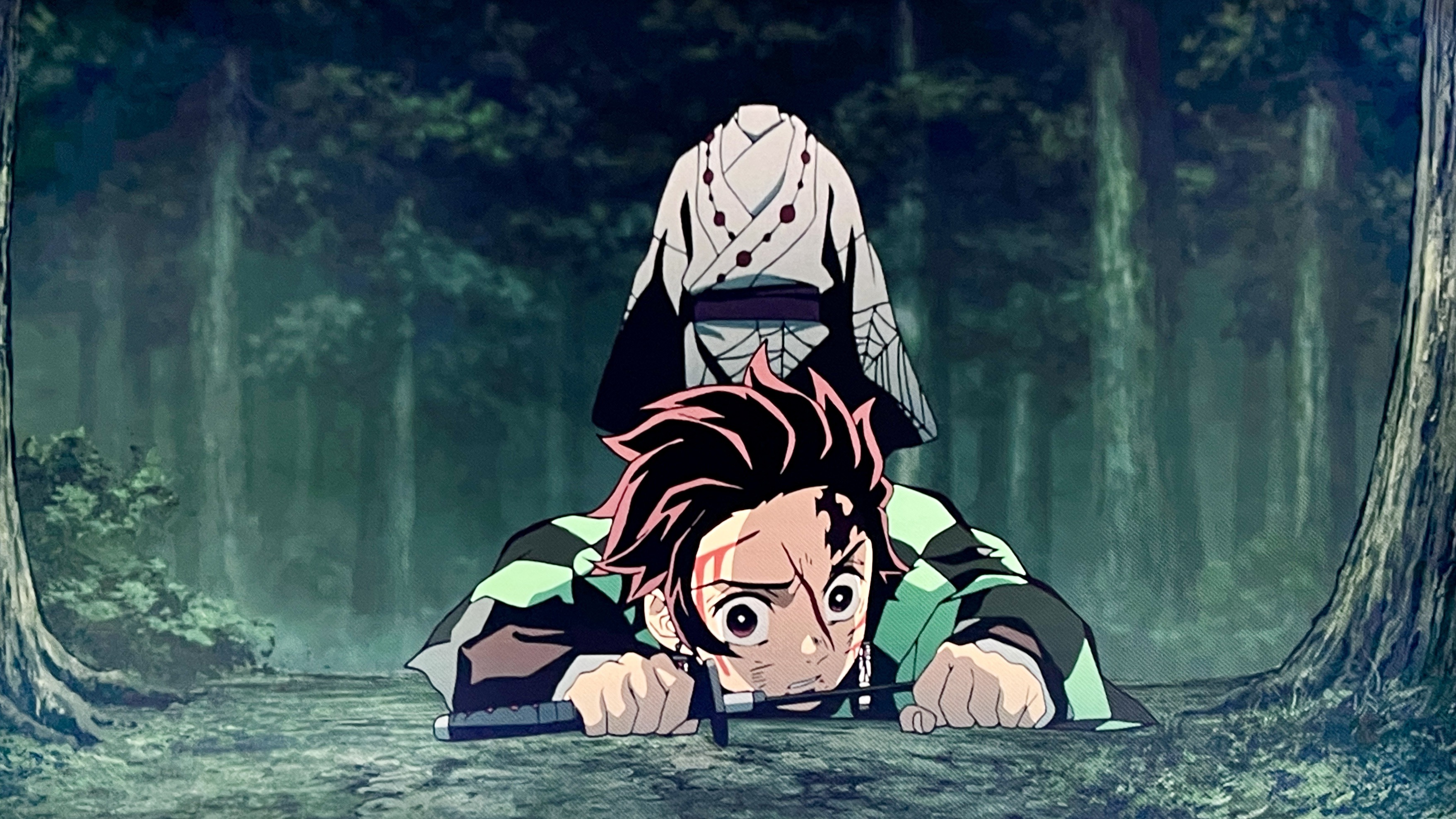 竈門炭治郎の家族が襲われた理由はなぜ？殺した鬼は誰なのかも考察してみた情報チャンネル