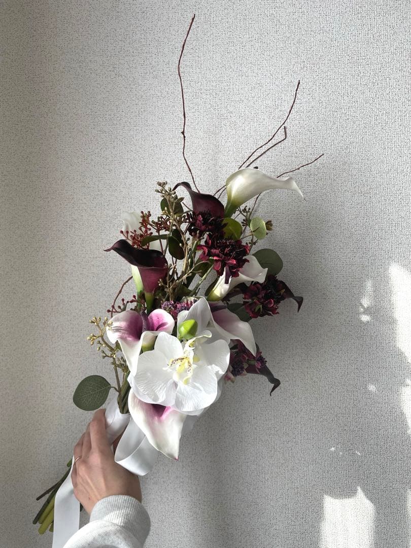 和装にブーケは必要？適した花や造花・生花のメリット・デメリットを紹介和婚のいろは神社・仏閣での結婚式・フォトウェディング専門メディア