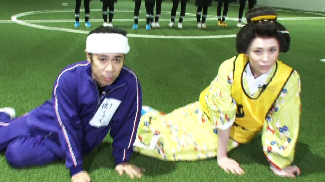 日向坂46・小坂菜緒＆金村美玖の“がおがおポーズ”撮影は上村ひなの 『日向撮』カット公開オリコンニュース ORICON NEWS