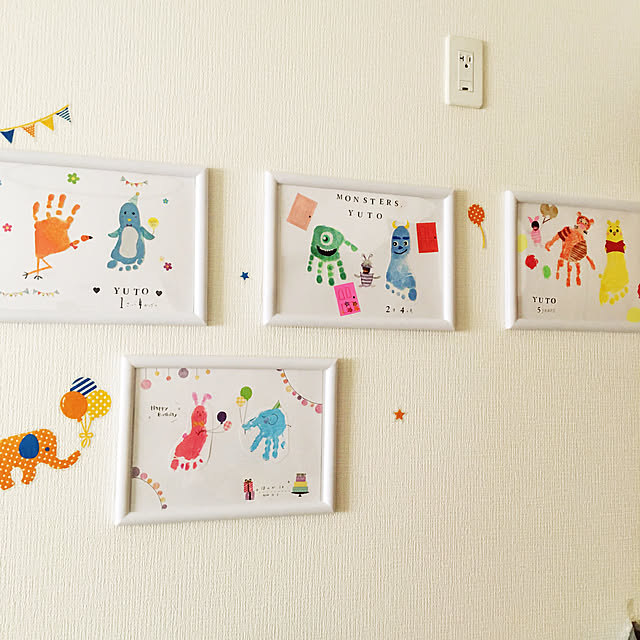 命名書 手形&足形フラワーアート☆送料無料☆ Baby＆Pets Loulou Minouルルミヌー誕生記念 出産祝い 新生児 記念 名入れ オーダーメイド プレゼント フラワーアートかわいい おしゃれ 命名書 プチギフト 記念 足型 手作り 足形アート -LOULOU MEMORIAL