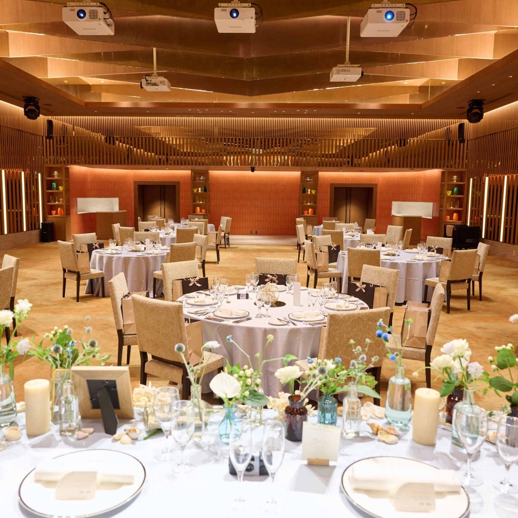 トレンドカラー！オレンジ＆イエローのおしゃれウェディングが見たいARCH DAYS